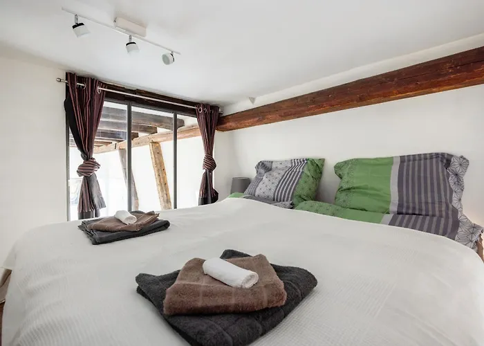 W - Great Synagogue - Charming - Sleeps 4