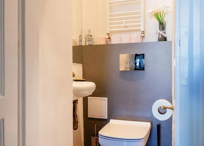 W - Great Synagogue - Charming - Sleeps 4 Апартаменты Будапешт