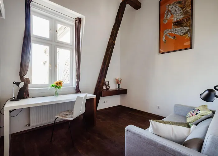 W - Great Synagogue - Charming - Sleeps 4 アパート